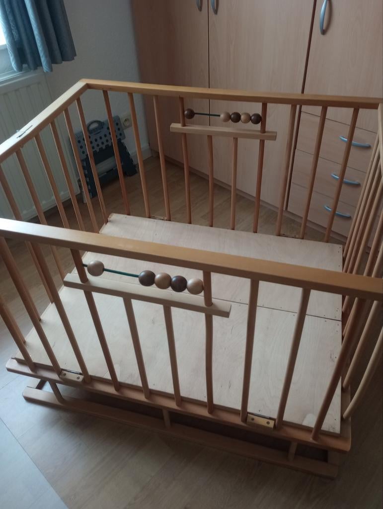 Vintage stevig plooibaar babypark, Kinderen en Baby's, Ophalen