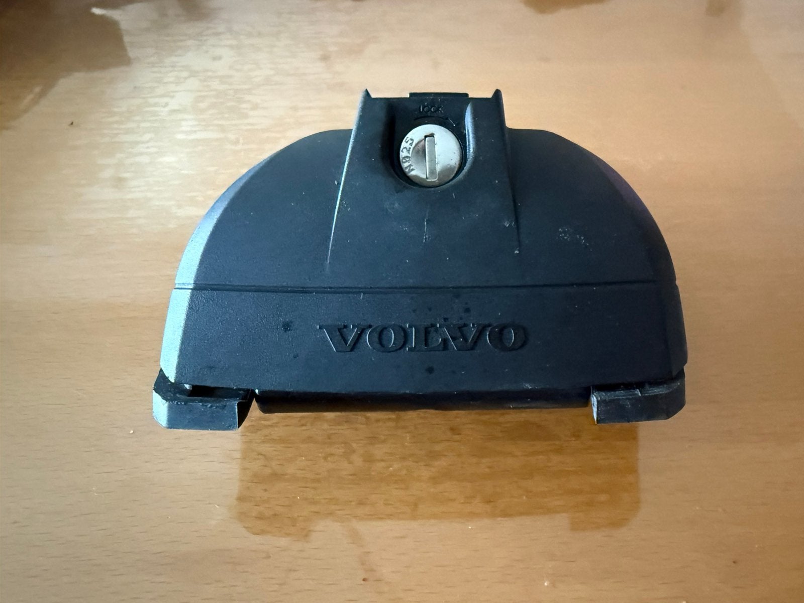 Te koop: Thule dakdragerbevestigingen voor Volvo V60 (2017), Auto diversen, Ophalen, Zo goed als nieuw