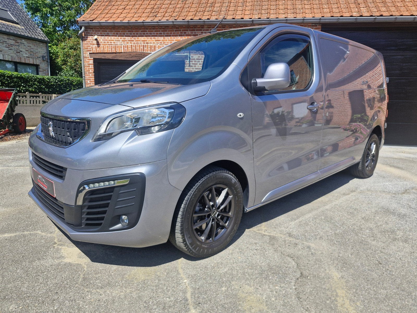 Peugeot Expert in absolute nieuwstaat, Voorwielaandrijving, 4 cilinders, Leder en Stof, 5 deurs