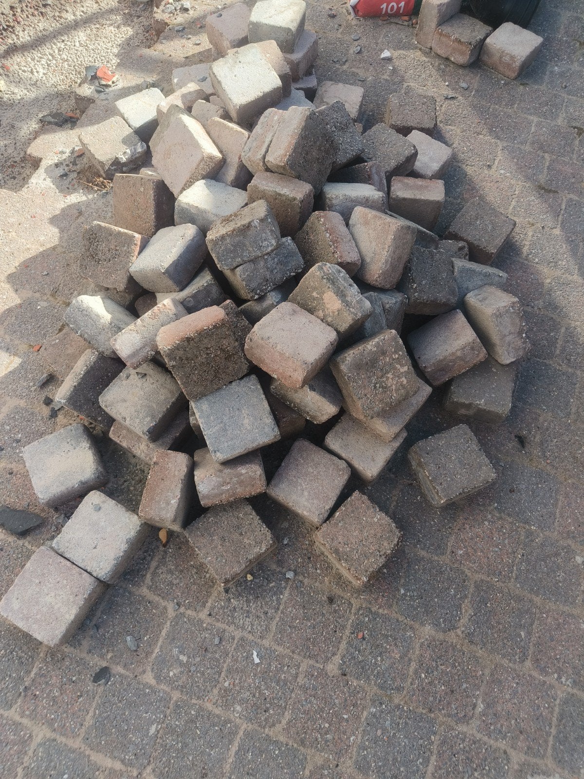 Beton klinkers gratis 150m2, Enlèvement