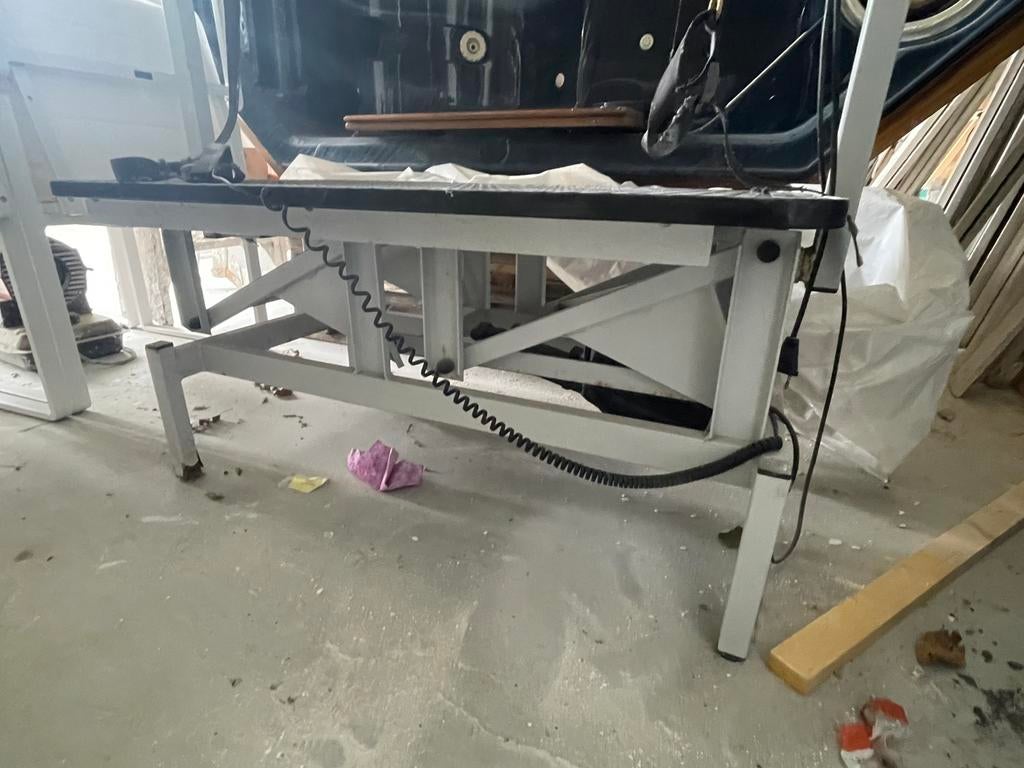 Trimtafel  stevige tafel, Ophalen, Gebruikt