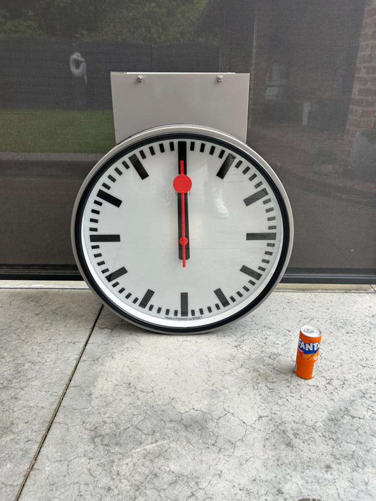 Grote station klok, Ophalen