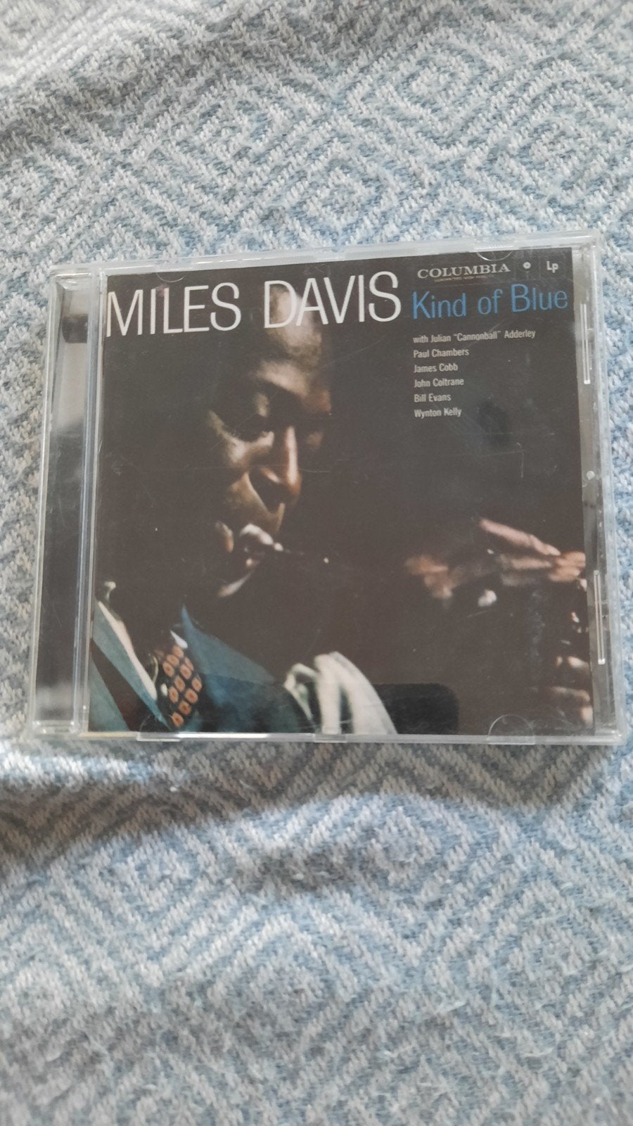 CD MILES DAVIS Kind of blue (remasterd en uitgebreid), Cd's en Dvd's, Cd's | Jazz en Blues, Ophalen of Verzenden, Zo goed als nieuw