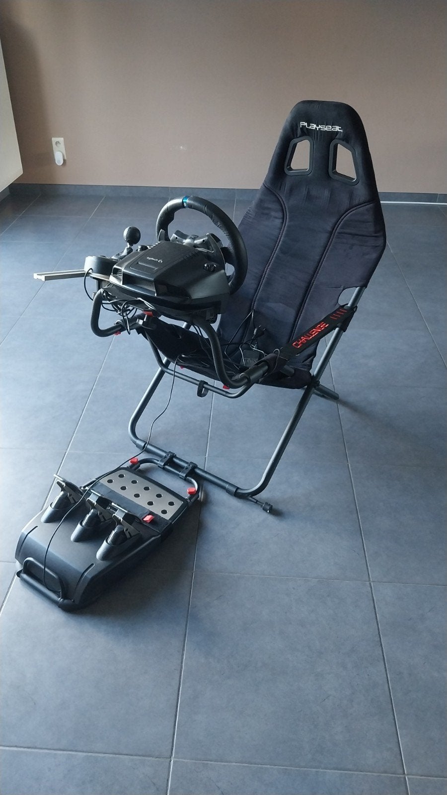 ps Playstation +Logitech stuur, Games en Spelcomputers, Ophalen, Zo goed als nieuw, Playseat of Racestoel, PlayStation 4