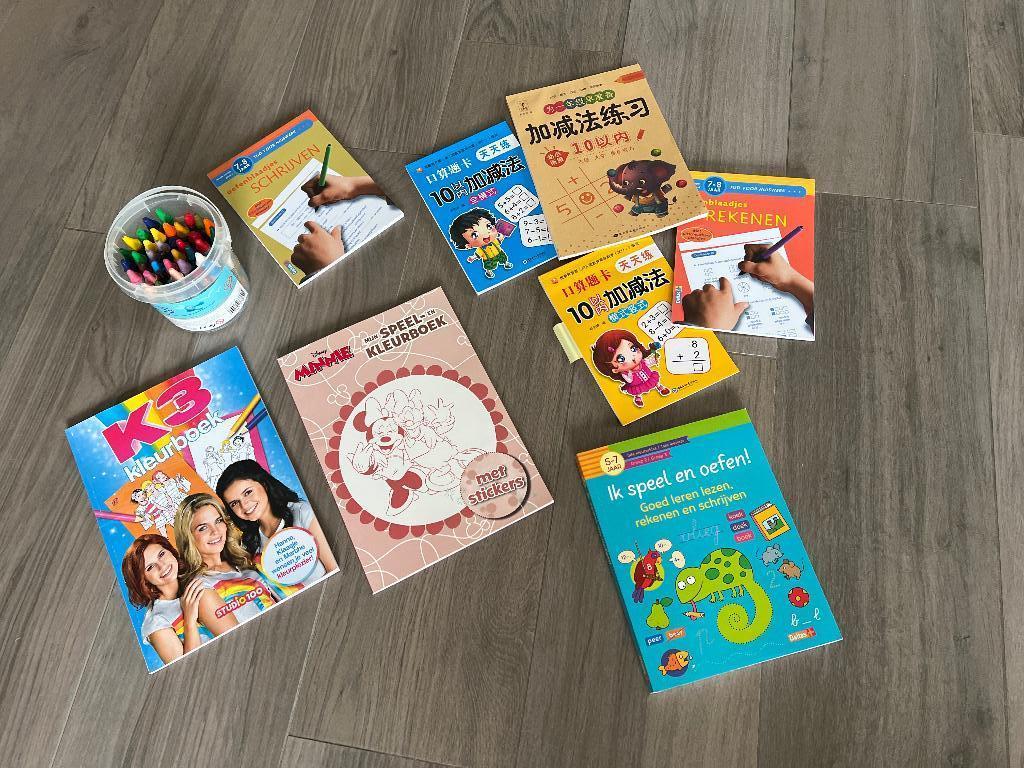 Oefen en kleurboeken, Enlèvement