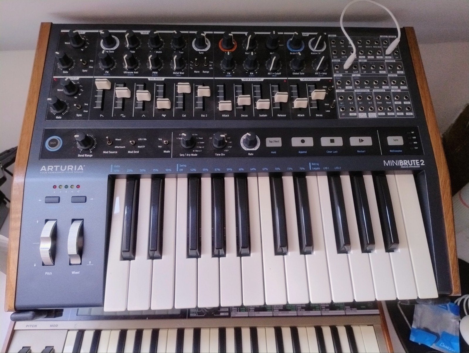 Arturia Minibrute2, Enlèvement, Comme neuf, Autres marques