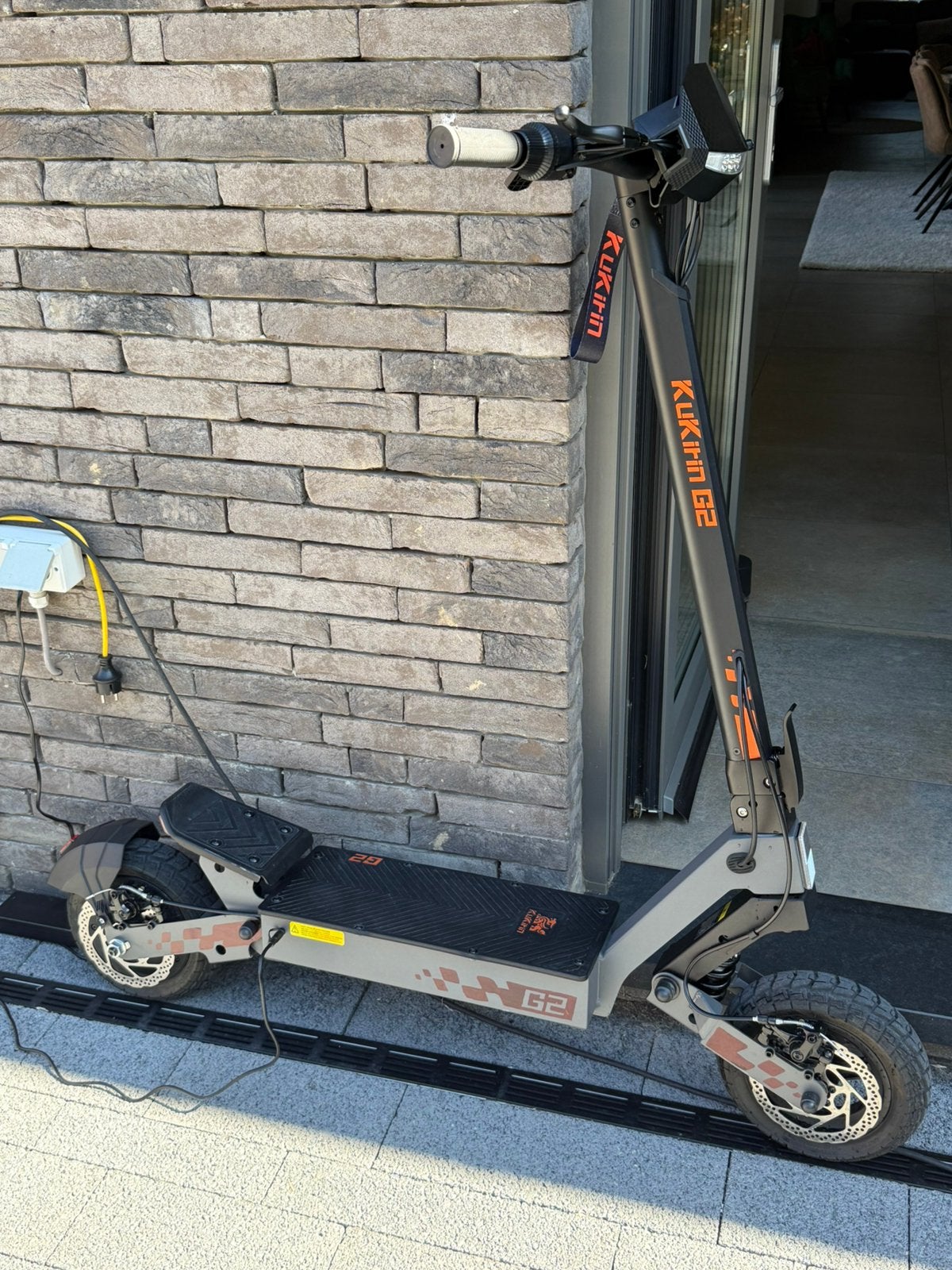Kukirin g2, Fietsen en Brommers, Steps, Ophalen, Zo goed als nieuw