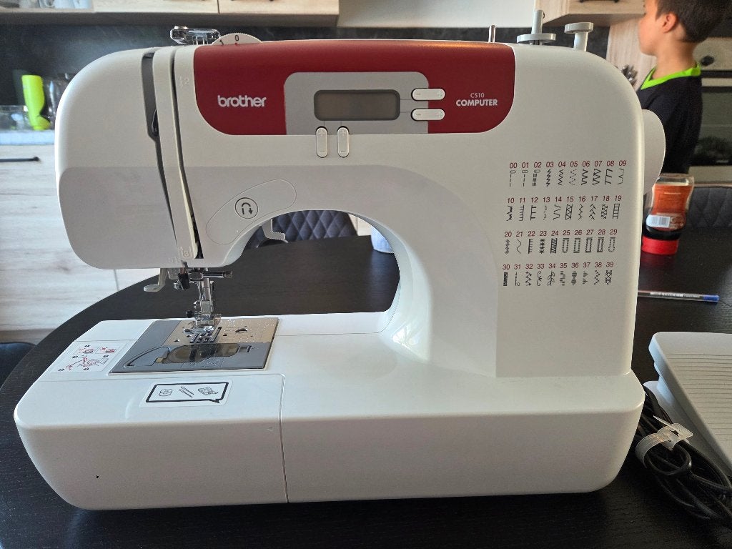 Naaimachine brother cs10 computer, Ophalen, Zo goed als nieuw, Naaimachine, Brother