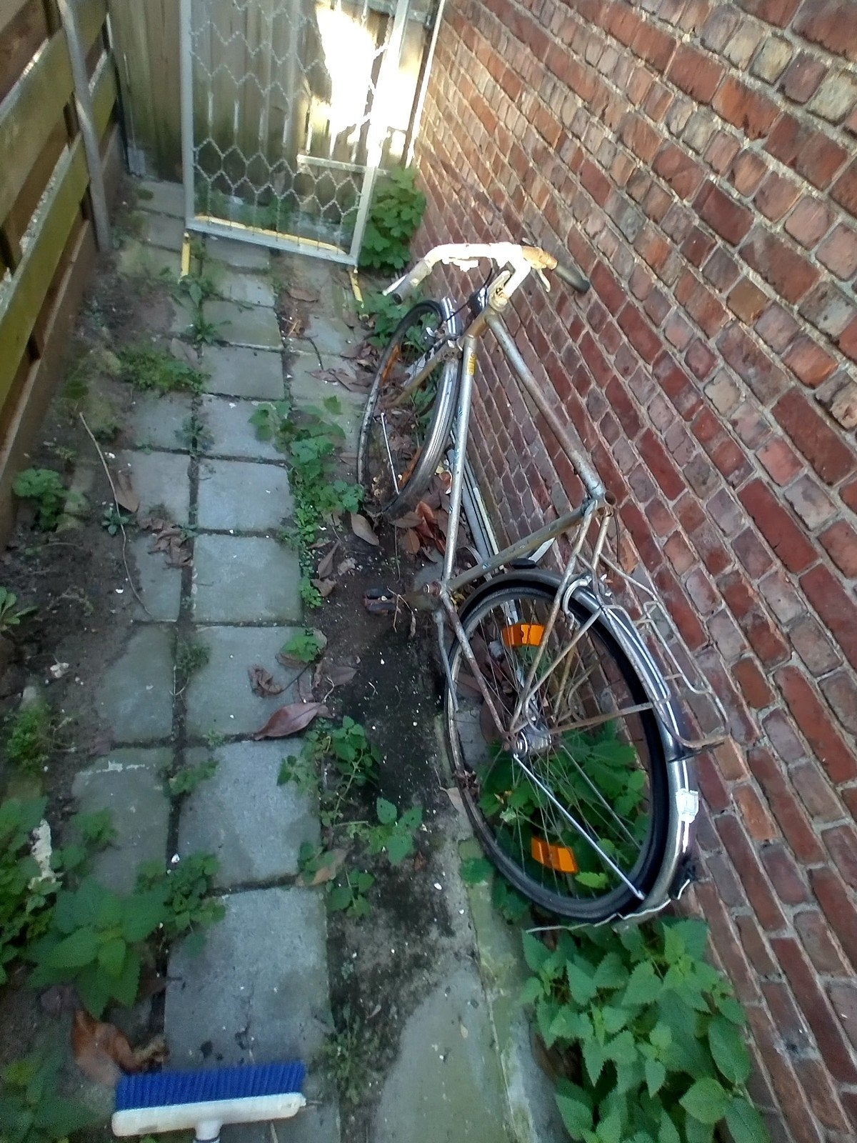 fiets met werk aan, Enlèvement