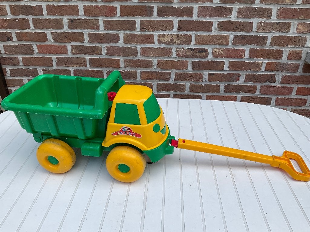 vrachtwagen met kipbak, Ophalen of Verzenden, Zo goed als nieuw