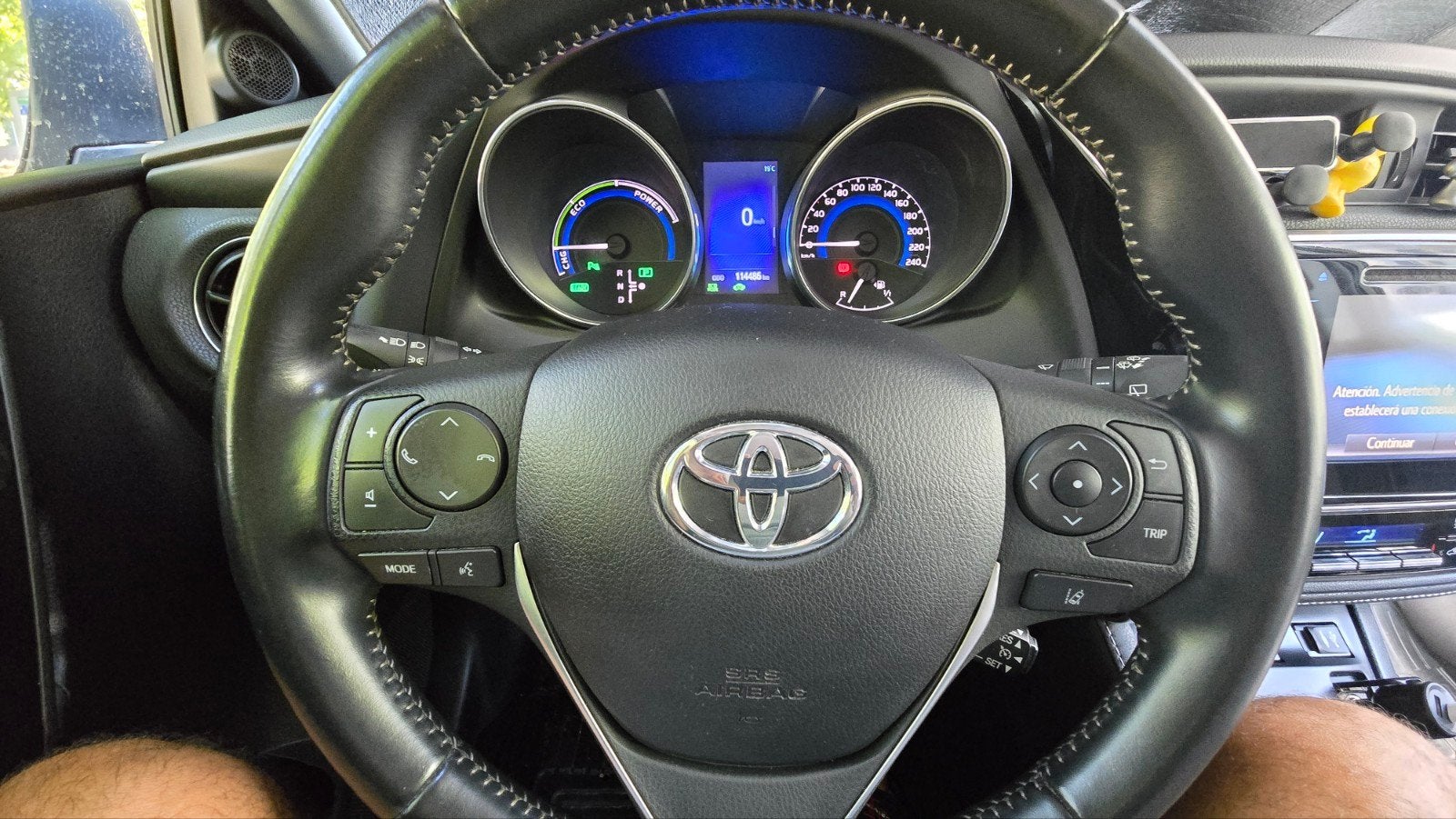 voiture Toyota auris hybride très bon etat, Autos, Toyota, Particulier, Achat, Auris