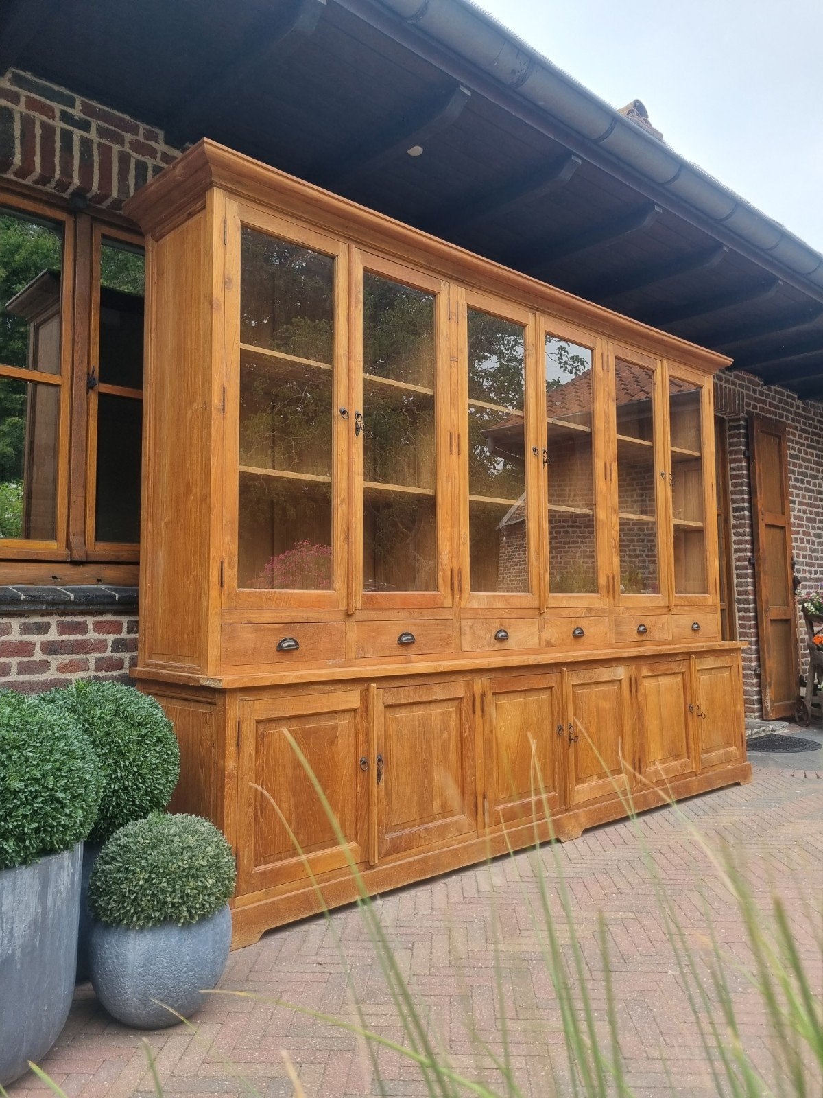 Teak xxl vitrinekast/buffetkast GRATIS LEVERING
