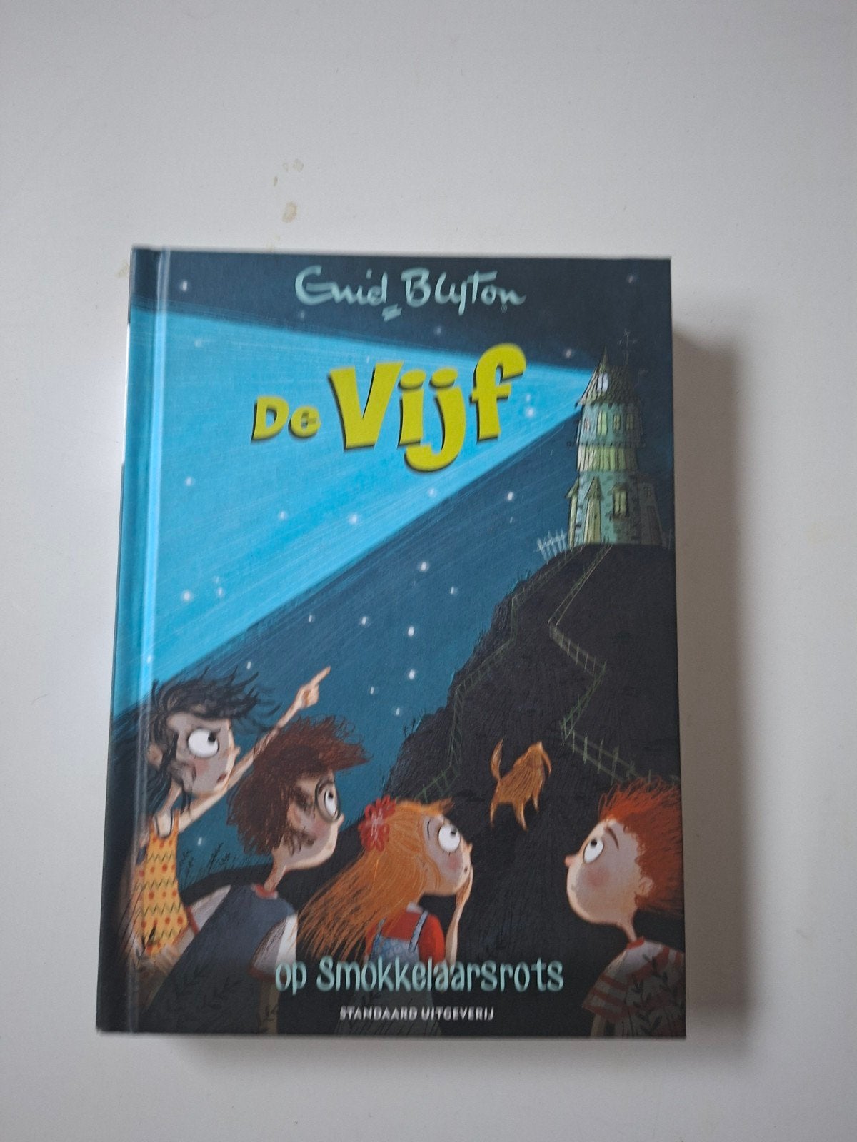 Enid Blyton - Les Cinq sur Smuggler's Rock, Enlèvement ou Envoi, Enid Blyton