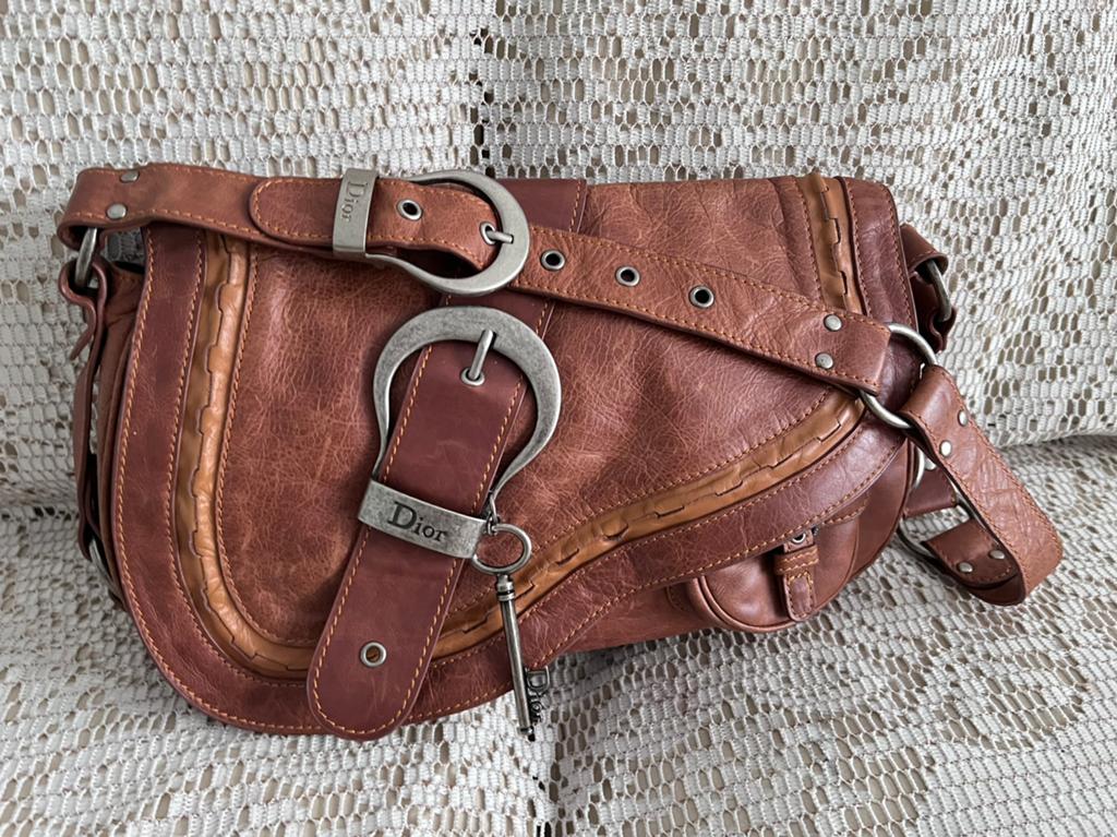 Sac Christian Dior modèle Gaucho impeccable, Bijoux, Sacs & Beauté, Enlèvement ou Envoi, Comme neuf, Cuir