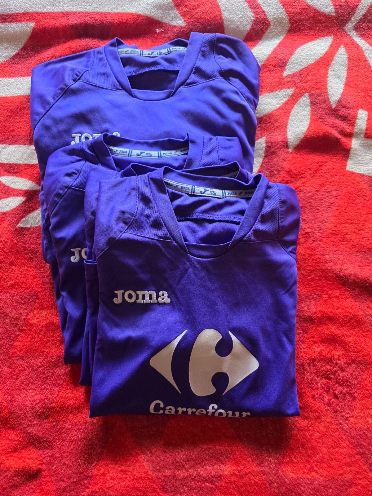 Lot Maillots football enfant, Sports & Fitness, Enlèvement ou Envoi, Comme neuf, Maillot