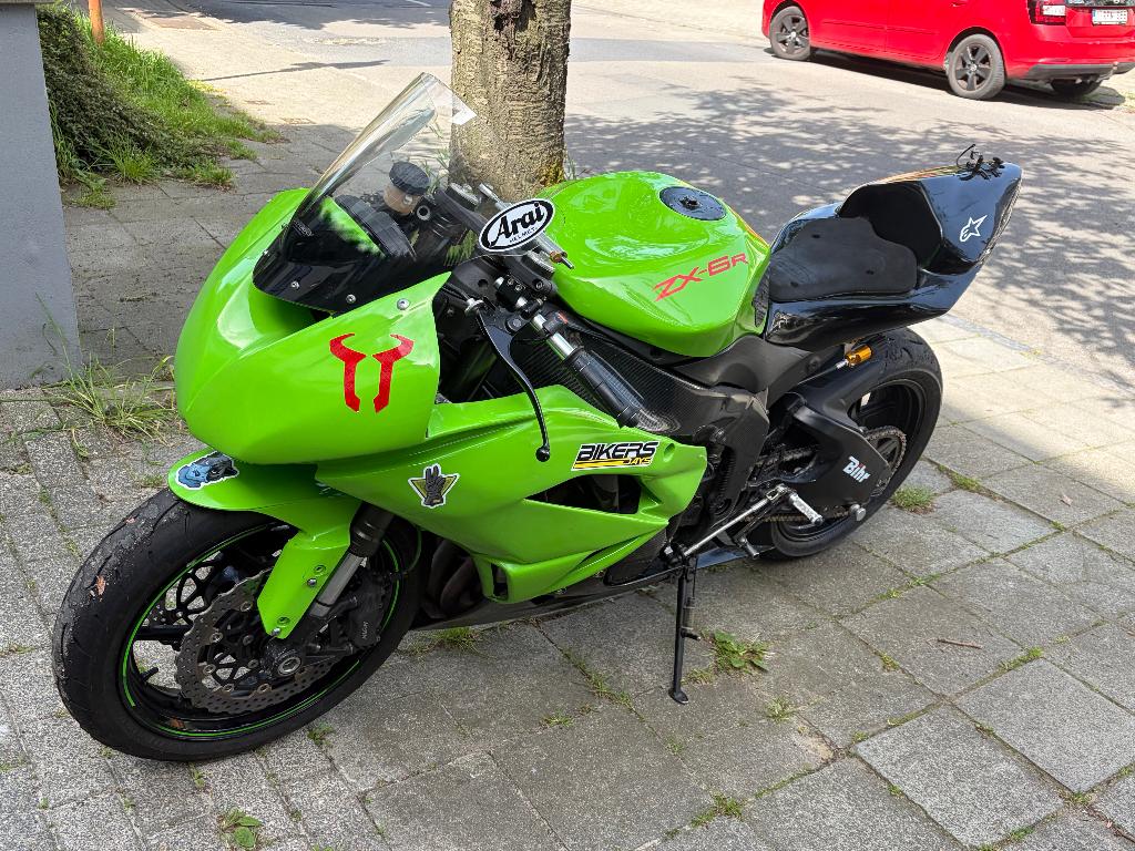 Kawasaki Ninja ZX-6R, Particulier, Sport