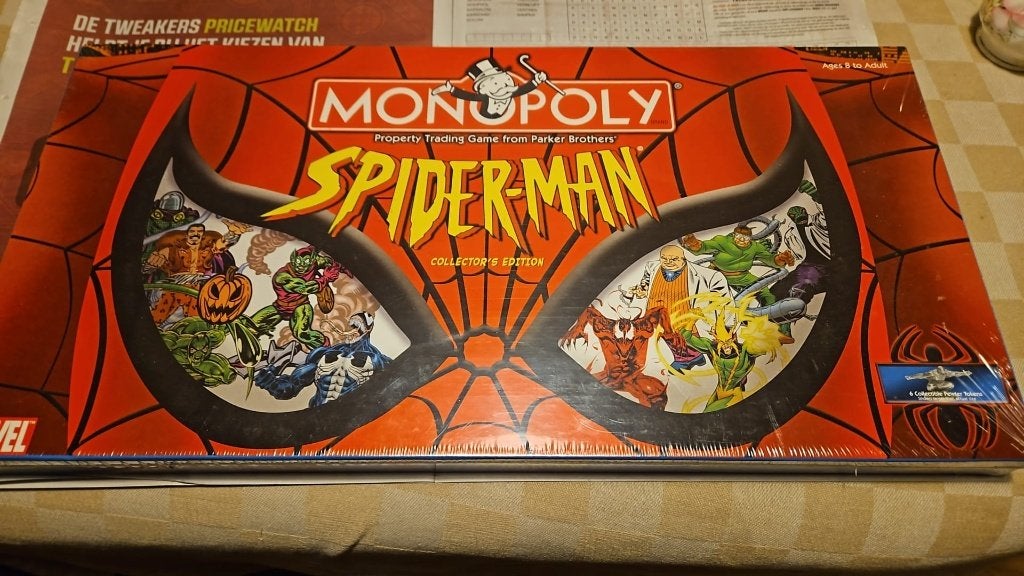 bordspel seal Monopoly Spider - Man Monopolie limited, Hobby en Vrije tijd, Een of twee spelers, Ophalen of Verzenden, Nieuw, Monopooly