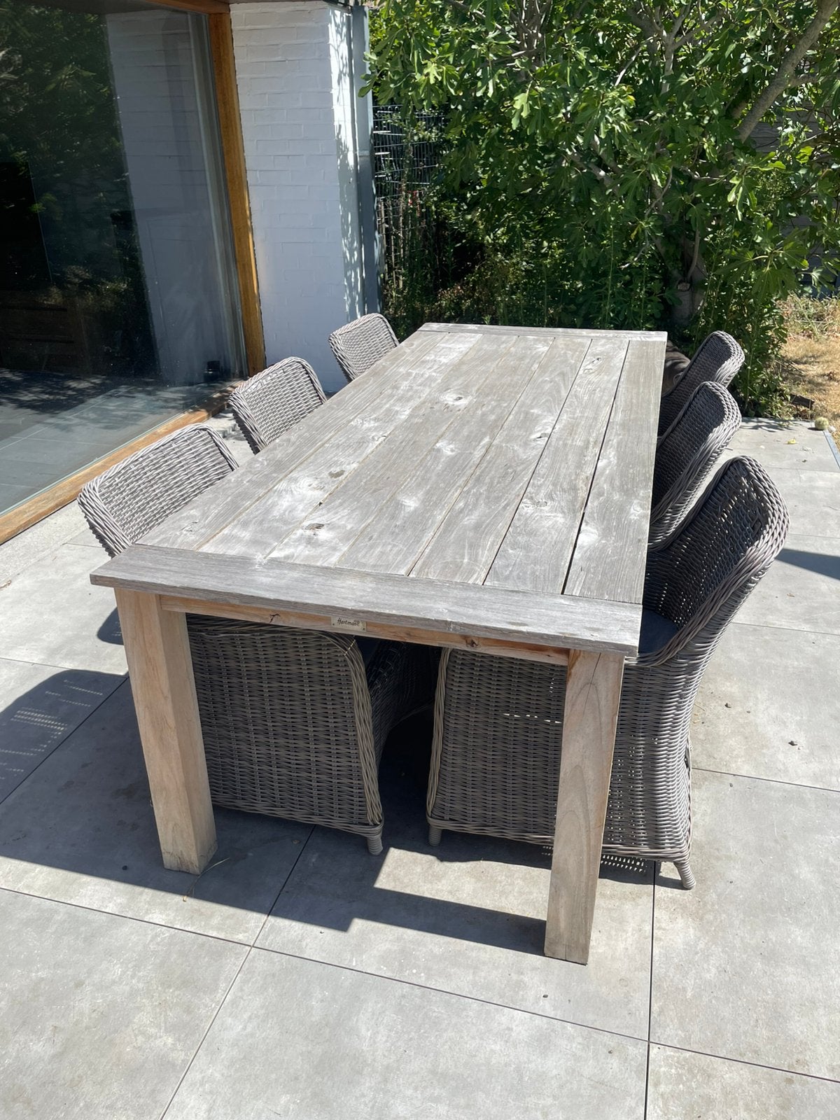 Robuuste houten tuintafel met 6 stoelen, Enlèvement, Comme neuf