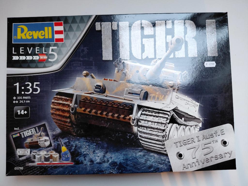 Revell - Tiger I - 05790, Hobby en Vrije tijd, Modelbouw | Auto's en Voertuigen, Tank, Nieuw, Ophalen of Verzenden, 1:32 tot 1:50