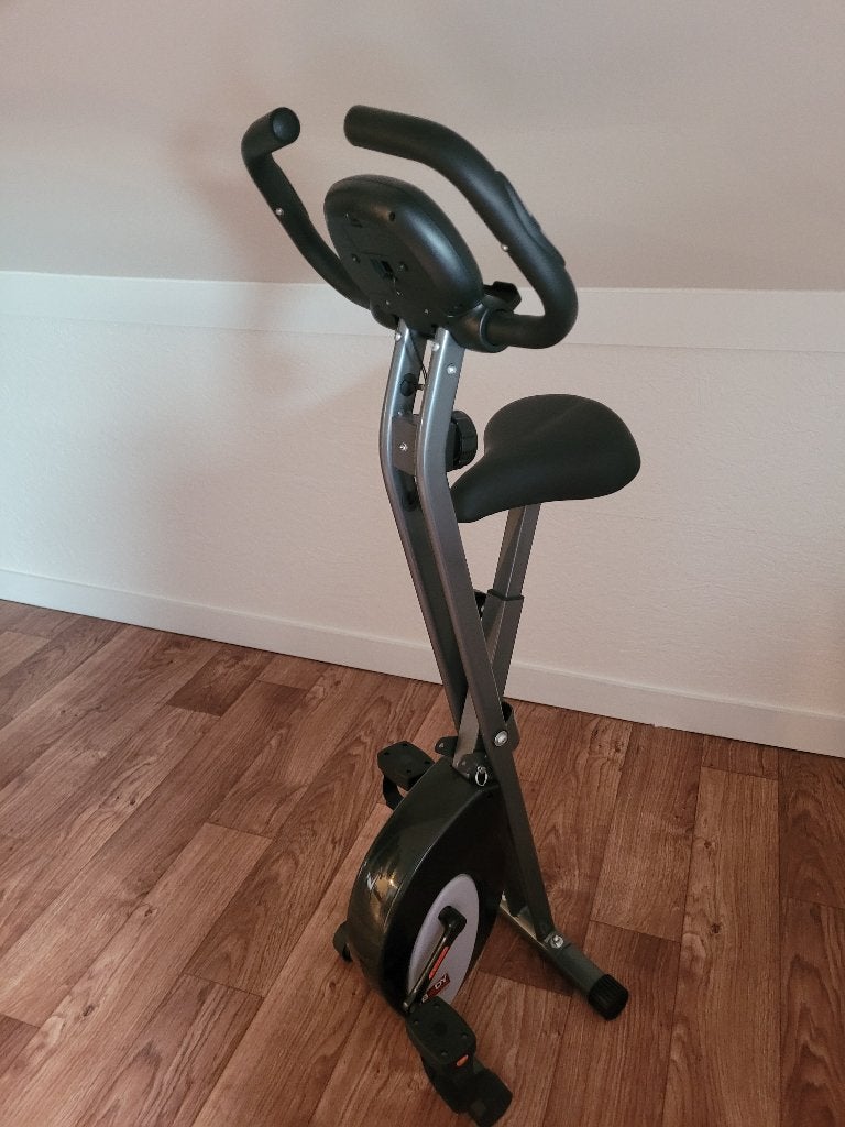 Hometrainer, Sport en Fitness, Overige Sport en Fitness, Ophalen, Zo goed als nieuw