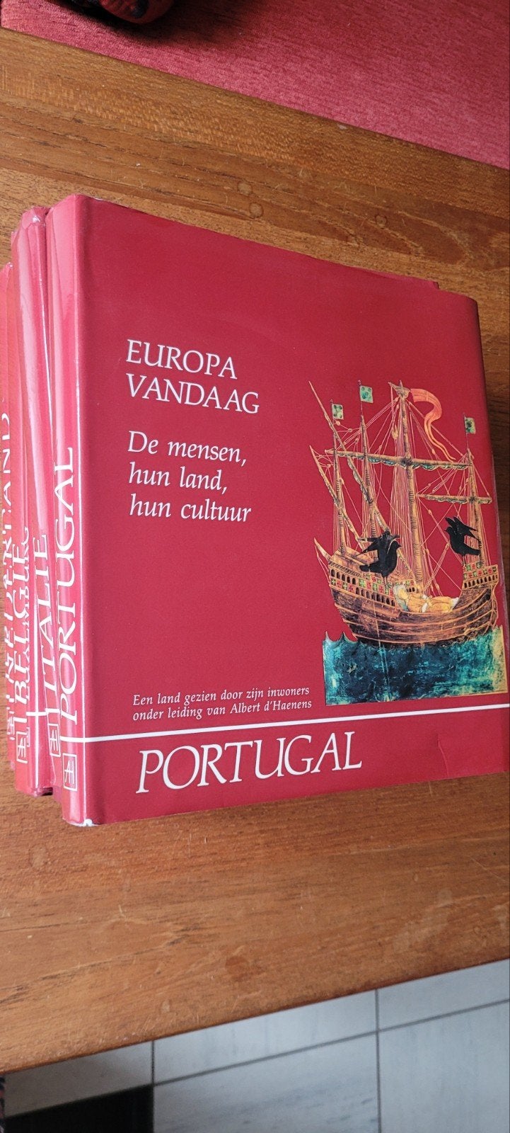 Europa vandaag, Boeken, Ophalen, Complete serie, ARTIS HISTORIA, Zo goed als nieuw