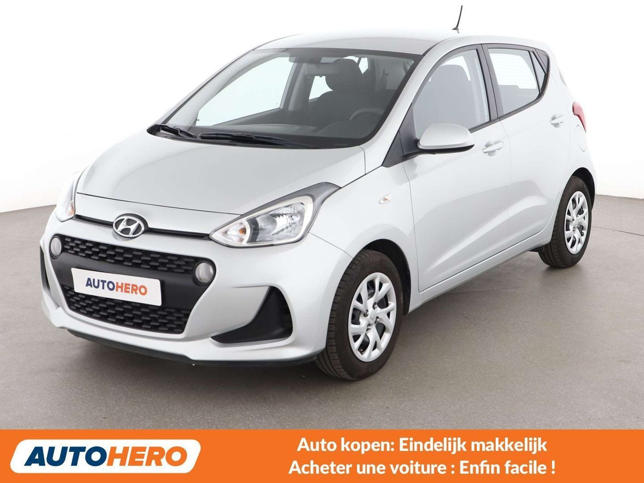 Hyundai i10 1.0 Basis (bj 2018), Auto's, Hyundai, Voorwielaandrijving, Gebruikt, Zwart, https://public.car-pass.be/vhr/0f018ced-c982-4043-925d-e20a254a6a20