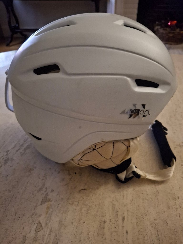 Skihelm / Snowboardhelm Salomon Dames wit (M: 56-59 cm), Ophalen, Overige typen, Salomon, Zo goed als nieuw