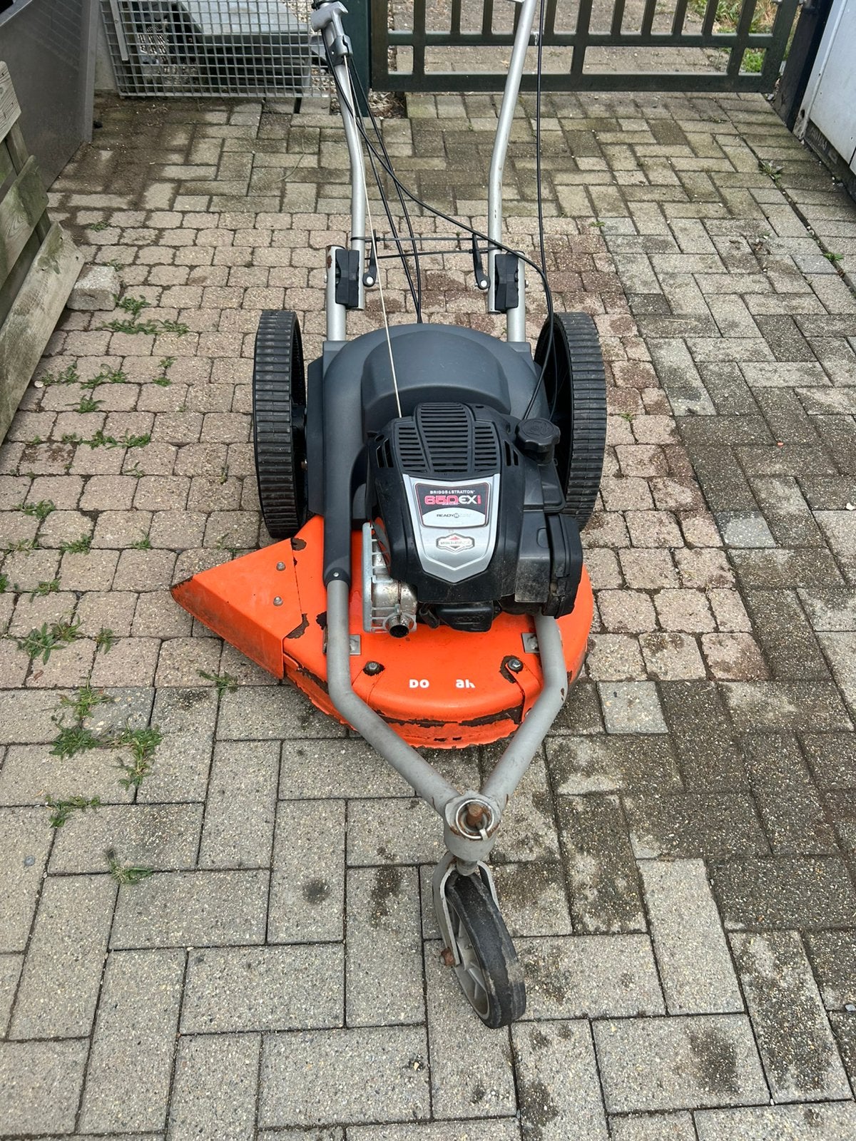 Dormak ruigterein maaier, Enlèvement, Utilisé