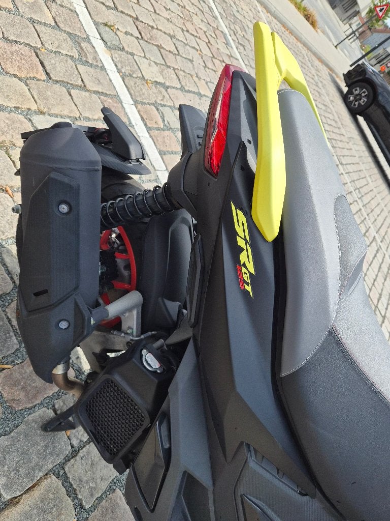 Aprilia SR GT 125, Scooter, Gebruikt, Particulier, 125 cc