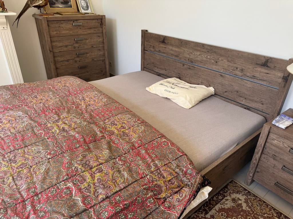 Mooie slaapkamer set (rustieke eiken stijl), perfecte staat., Ophalen, Zo goed als nieuw, Tweepersoons, Rustiek tijdloos