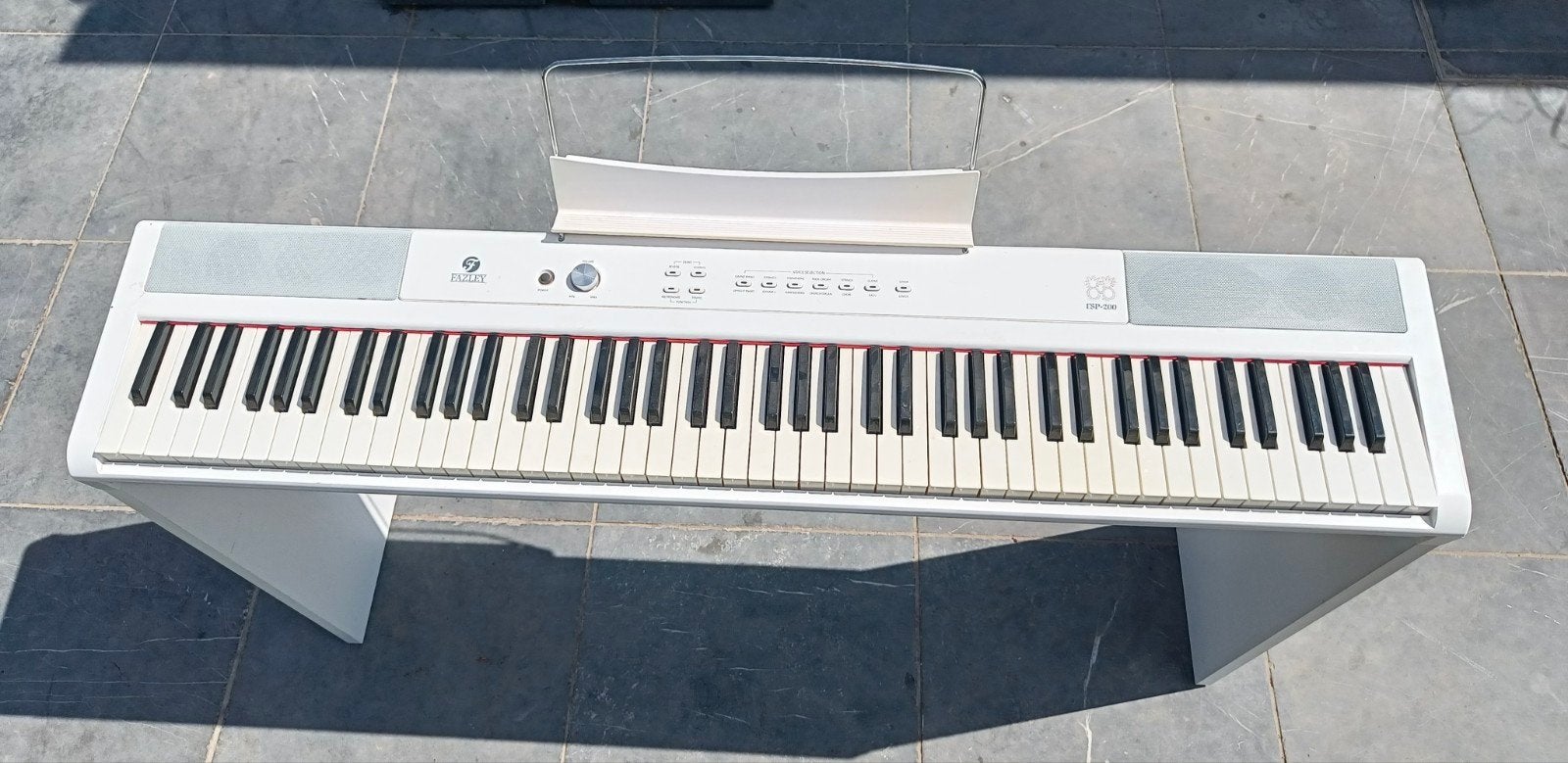 Fazley fsp-200 digitale piano met onderstel, Muziek en Instrumenten, 88 toetsen, Zo goed als nieuw, Aanslaggevoelig, Ophalen