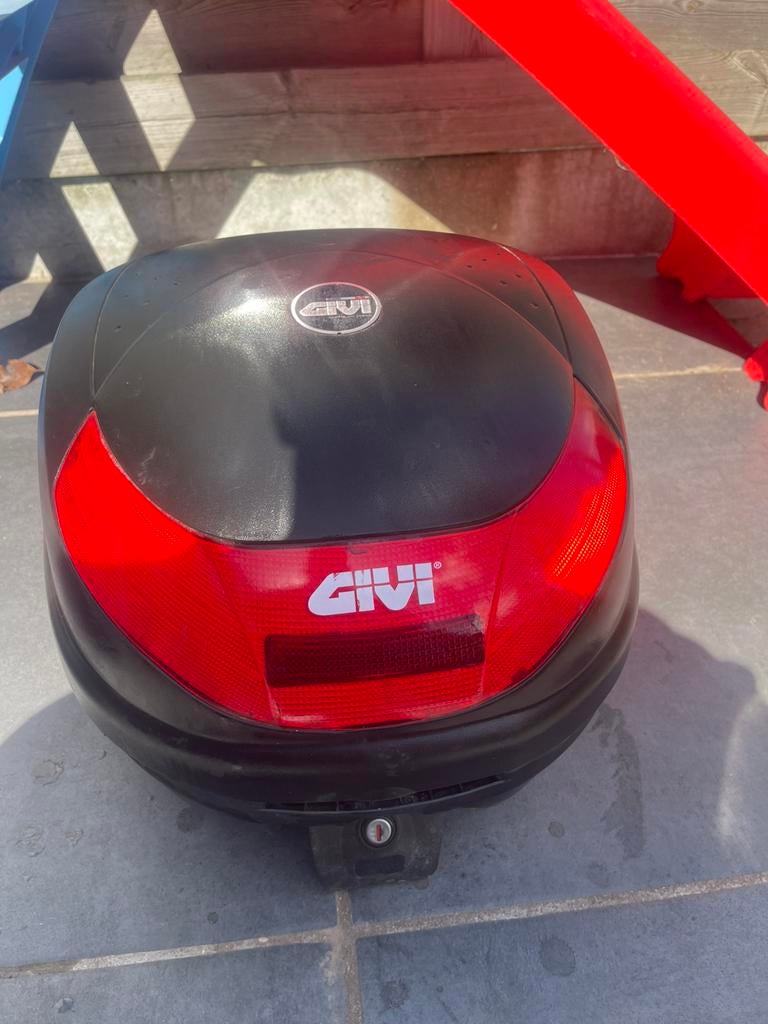 Topkoffer voor motor + accessoires, Ophalen, Zo goed als nieuw