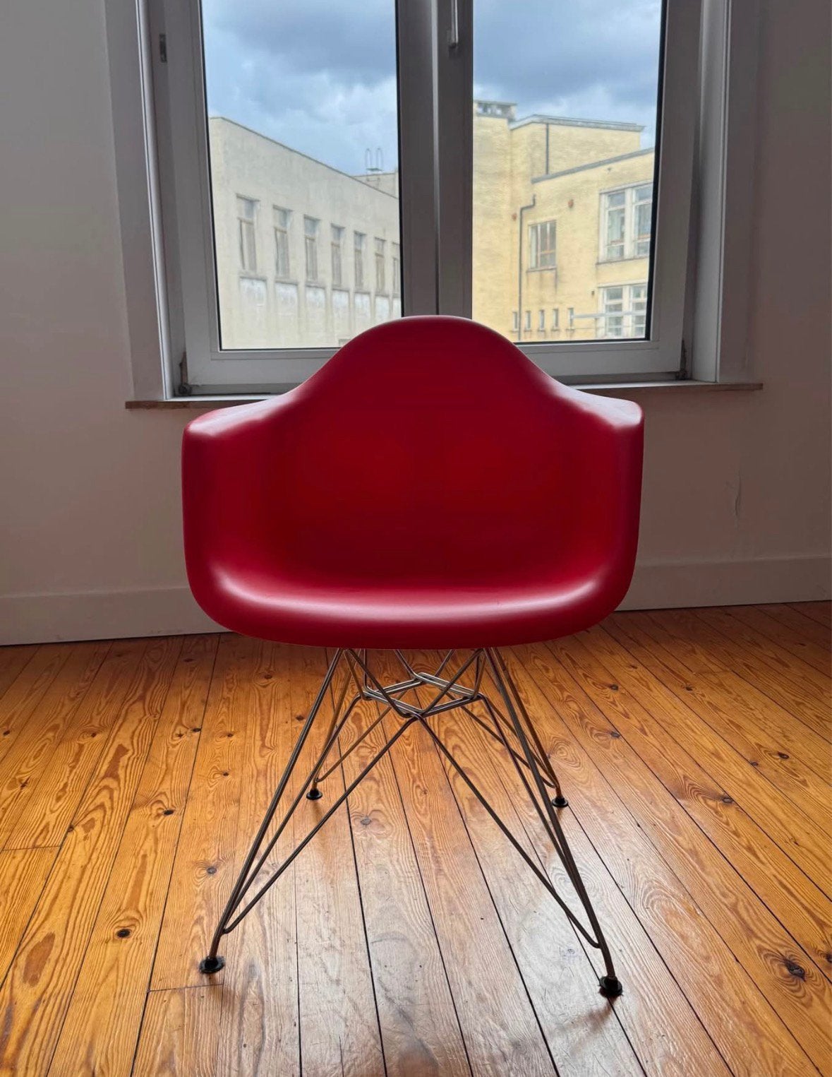 6x Rode Vitra Eames replica stoelen, Huis en Inrichting, Ophalen, Overige materialen, Zo goed als nieuw, Vijf, Zes of meer stoelen