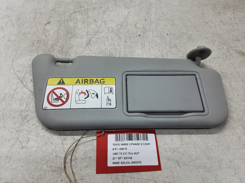 PARE-SOLEIL DROIT Toyota Yaris III (P13) (01-2010/09-2020), Autos : Pièces & Accessoires, Mevr. I. Hauben, Toyota, Utilisé, Rue de l'Espoir 34 34
4030  GRIVEGNÉE, BE