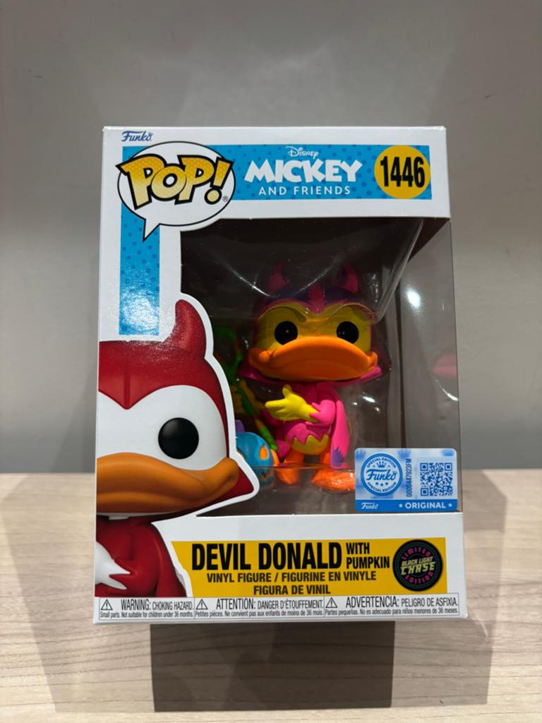 Funko Pop Disney 1446 Devil Donald Pumpkin Black Light Chase, Ophalen of Verzenden, Zo goed als nieuw