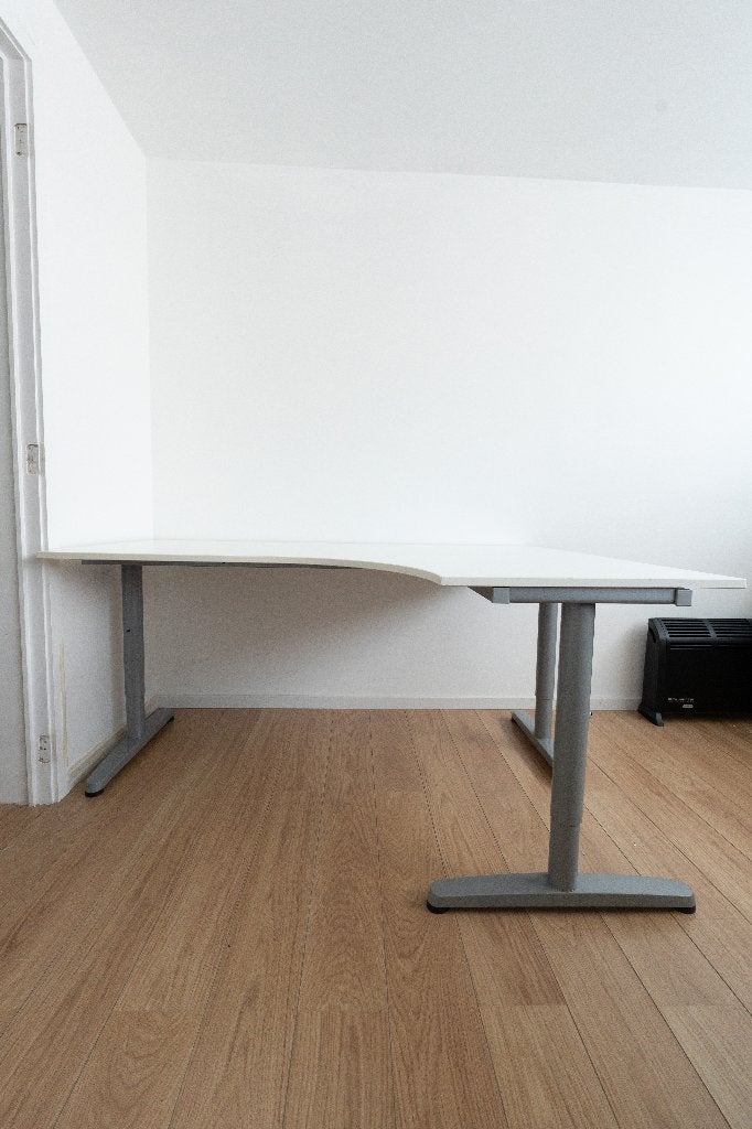 Ruim Hoekbureau van Kwaliteitsmateriaal, Huis en Inrichting, Ophalen, Gebruikt, Hoekbureau