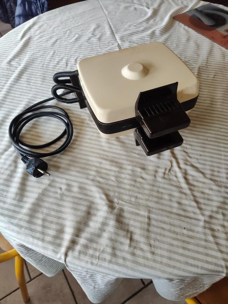 Fer a gallete Nova, Electroménager, Enlèvement