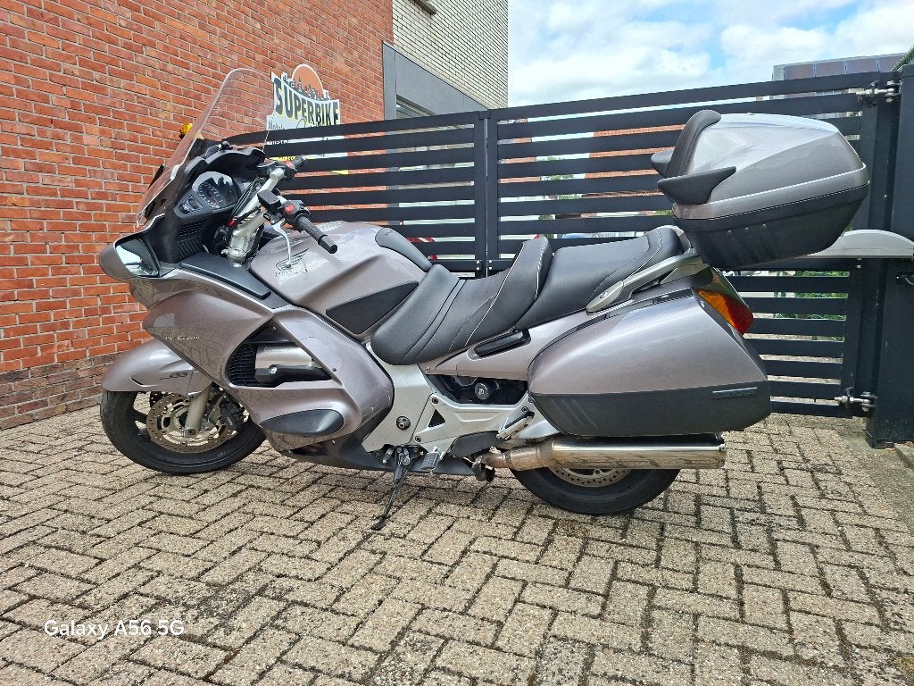 ST1300 Pan European ABS, Motos, Motos | Honda, Permis Moto A, Tourisme, Occasion, Plus de 35 kW