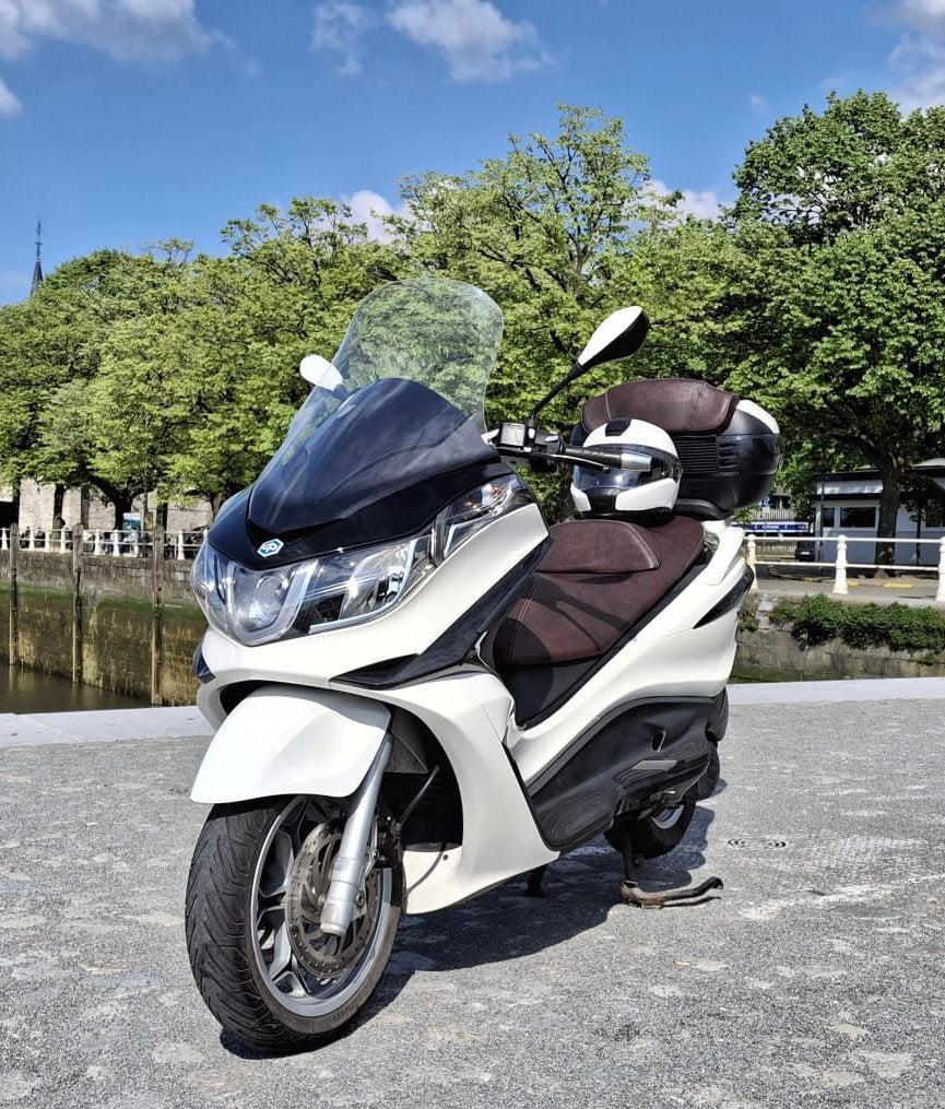 Piaggio X10 Excutive Edition, Motoren, Scooter, Gebruikt, Particulier, 11 kW of minder