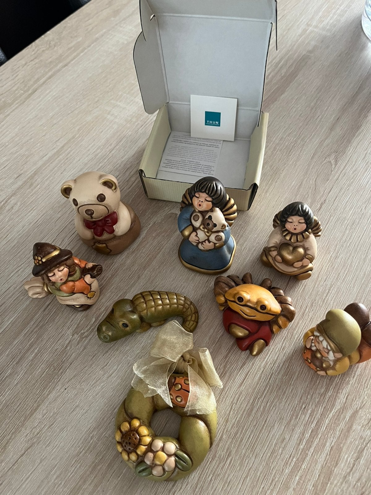 Lot de 8 figurines céramique - Marque Thun, Collections, Enlèvement, Comme neuf