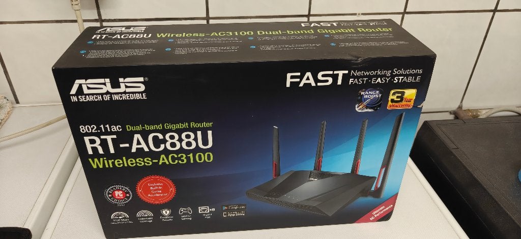 Routeur Wi-Fi Gaming Asus RT-AC88U - 8 Ports Gigabit, Informatique & Logiciels, Enlèvement ou Envoi, Utilisé, Routeur, Asus