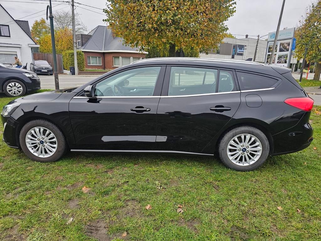 Ford focus clipper 1.0 ecoboost titanium business, Euro 6, Zwart, 5 deurs, 3 cilinders