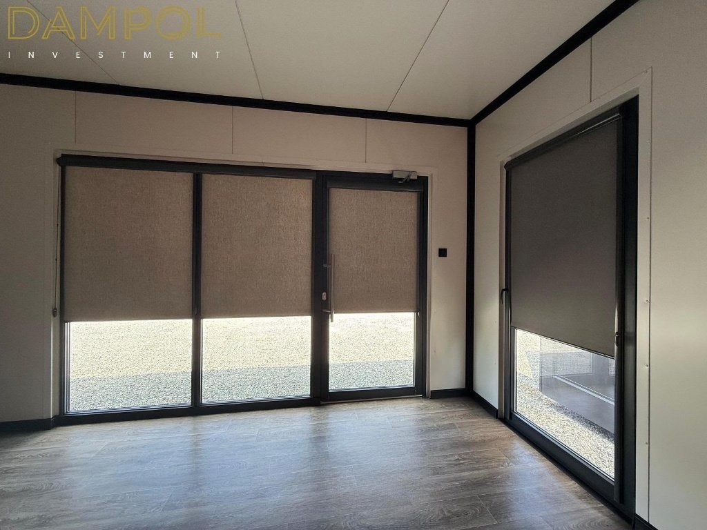 Modern kantoor/onderdak/zorgwoning 7x3, Zakelijke goederen, Ophalen