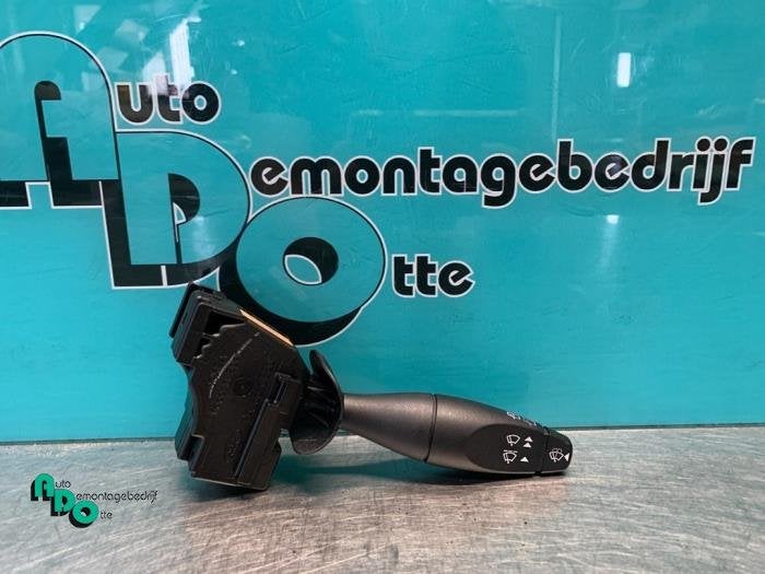 Commutateur essuie-glace d'un Ford Fiesta (Fiesta 02-), -, 3 mois de garantie, -, -