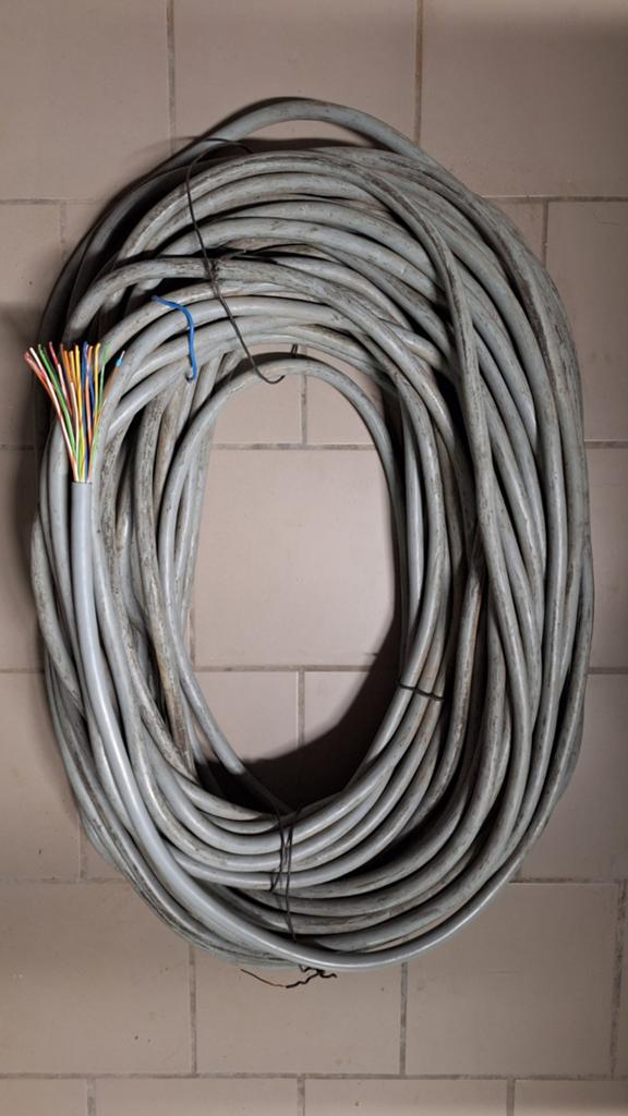 Soepele multi-kabel 25x0,75mm2, Doe-het-zelf en Bouw, Elektriciteit en Kabels, Ophalen, Gebruikt