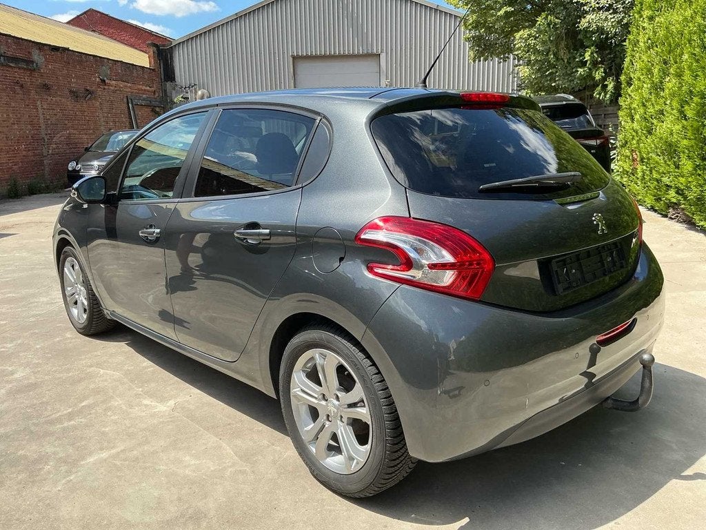 2014 Peugeot 208 Personenauto, Auto's, Gebruikt, Bedrijf, Overige carrosserie, Te koop