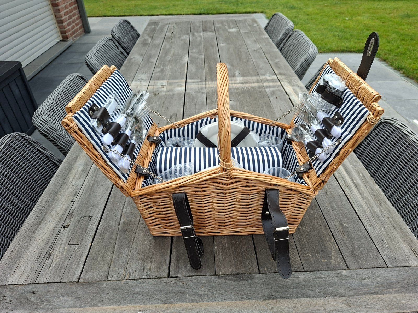 Pic-Nic luxemand 4 personen Nieuw, Ophalen of Verzenden, Nieuw, Bord(en)