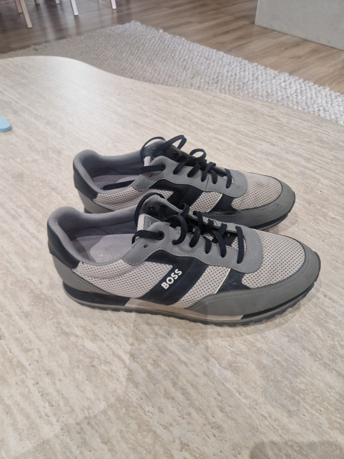 Baskets BOSS Parkour Runner – Gris / Noir – Taille 45, Vêtements | Hommes, Chaussures, Enlèvement ou Envoi, Autres couleurs, Hugo Boss