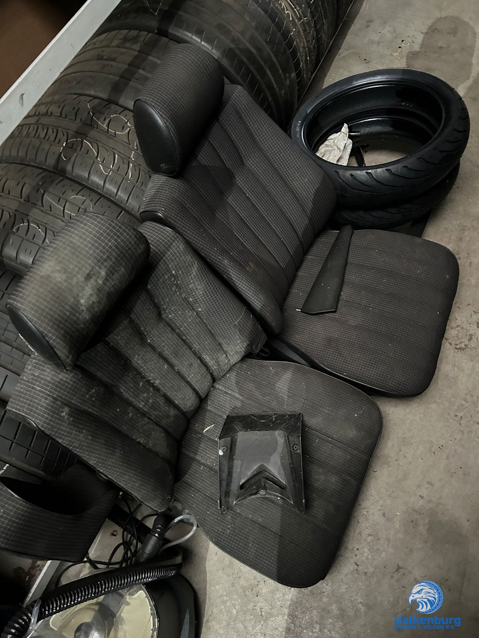 Originele Mercedes W201 190 comfort geveerde stoelenset arms, Auto-onderdelen, Gebruikt, -, -, Ophalen of Verzenden