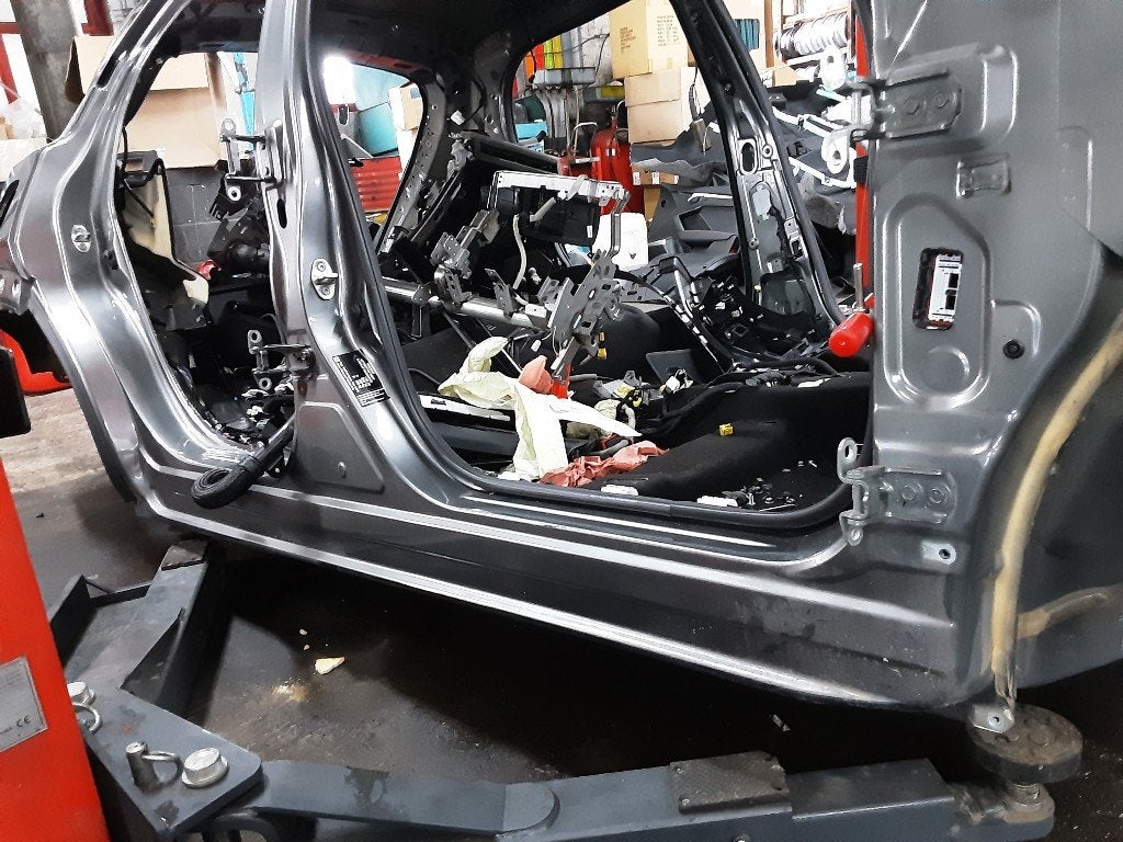 DORPEL RECHTS Nissan Juke (F16) (01-2019/-), Gebruikt, Germany@nissan-services.eu, Kronenweg 38
50389  Wesseling, DE, Nissan